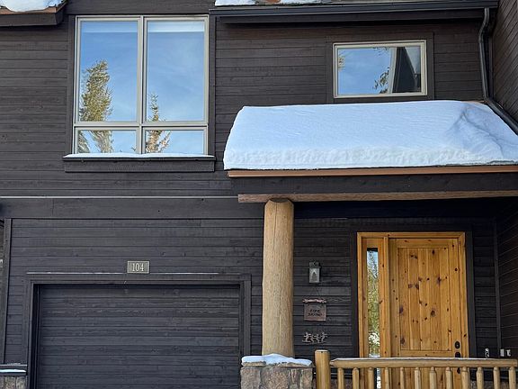 2nd image of 104 Mountain Lodge Way