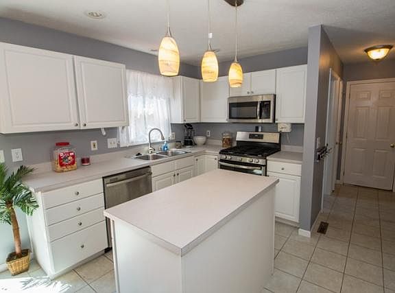 4th image of 26806 Hampton Woods Dr
