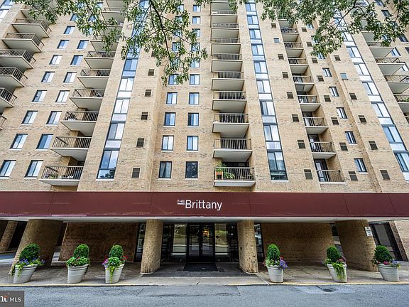 3rd image of 4500 S Four Mile Run Dr APT 332