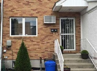 19815 100th Ave, Hollis, NY 11423