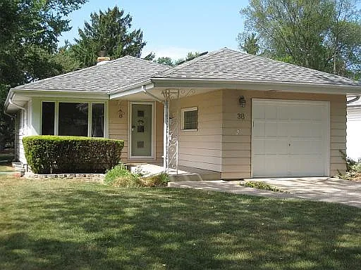 38 W Adams St photo 1