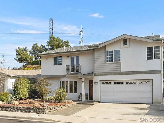 3rd image of 3639 Mount Ariane Dr