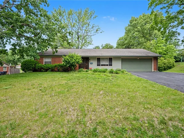 125 Boyce Rd, Dayton, OH 45458