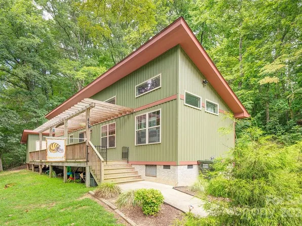 45 Corvis Ln, Flat Rock, NC 28731
