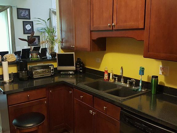 5th image of 3034 Kentshire Cir