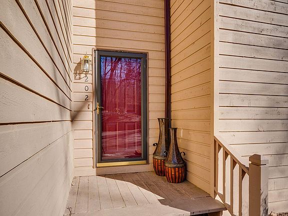 4th image of 202 Windridge Colony #202