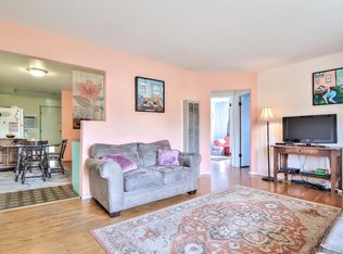 2201 60th St, Sacramento, CA 95817