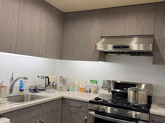 2nd image of 14438 35th Avenue #3B