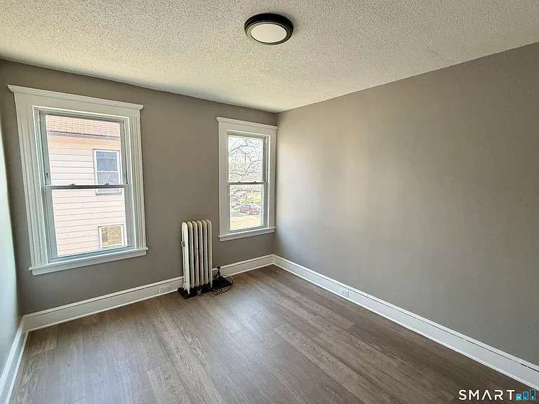 696 N Main St #2 — Photo 9