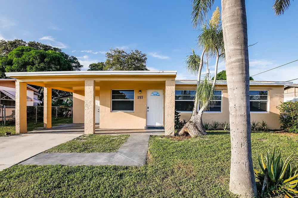 3 bed, 1.0 bath, 1007 sqft, $3,380 — Photo 1