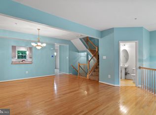 12113 Sutton Ln, Bowie, MD 20720