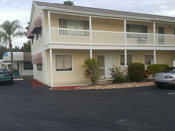 2nd image of 6151 Estero Blvd APT 6