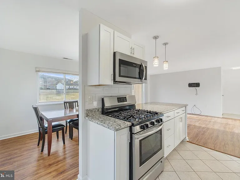 350 Gatewater Ct #A — Photo 15
