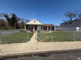 26 Champlain Ave, West Hempstead, NY 11552