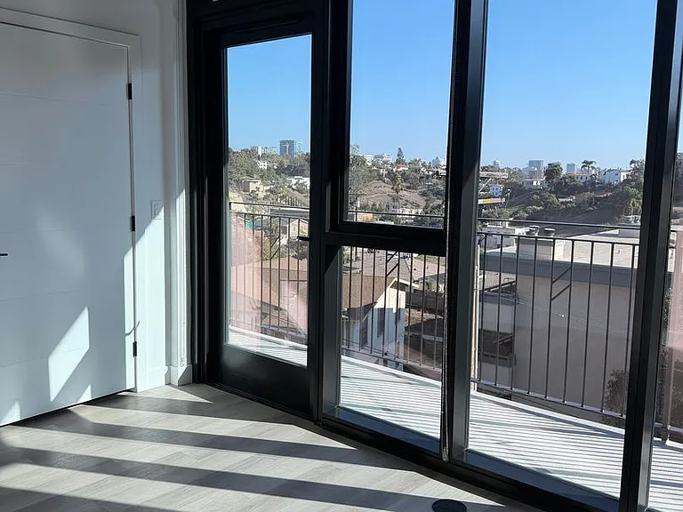 Rainford Apartments — Photo 109