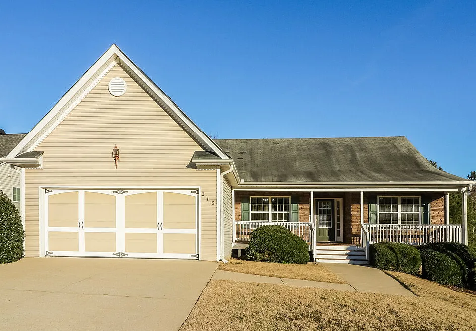 215 Overlook Dr