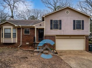 801 Cedar Ridge Dr, Little Rock, AR 72211