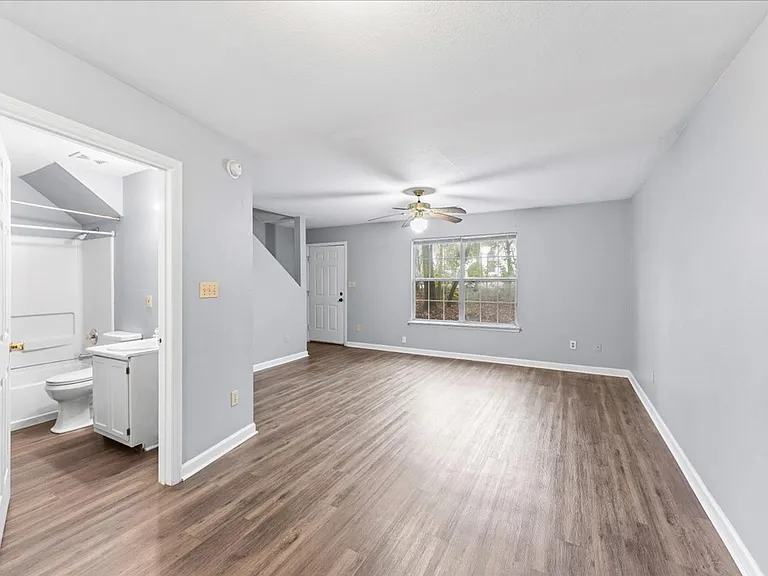 1350 Ocala Rd #C — Photo 9