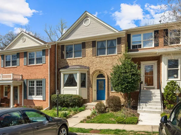 9012 Daum Ct, Springfield, VA 22153