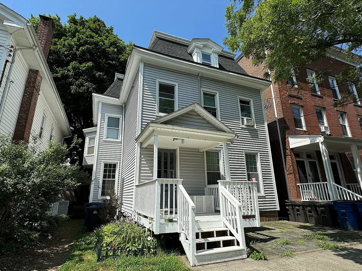 18 Eld St — Photo 1