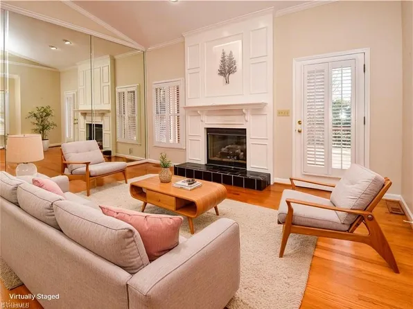 723 Polo Oaks Dr, Winston Salem, NC 27106