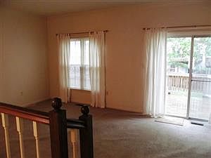 5th image of 6122 Summer Park Ln
