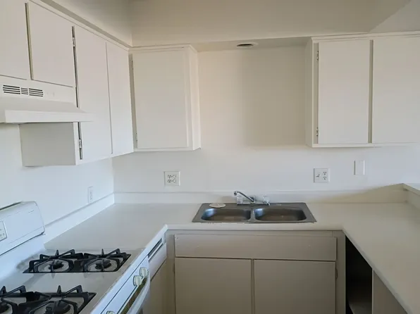 1932 Erin Dr., 1932 Erin Dr APT 11, Needles, CA 92363