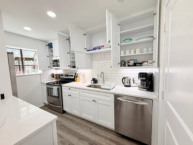 2309B Windy Pine Ln — Photo 2