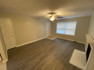 217 Mark Twain Cir APT A, Athens, GA 30605