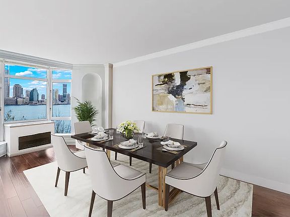 2nd image of 350 Albany St #7AB