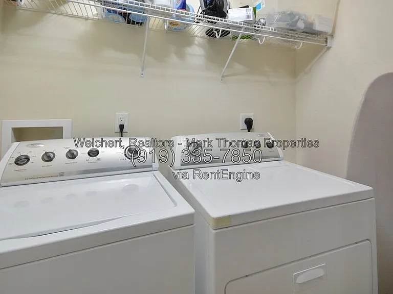 100 Stratford Lakes Drive 324 #324 — Photo 13