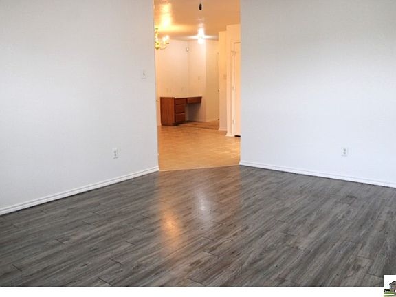 5th image of 5402 Lauren Lea Dr Unit B
