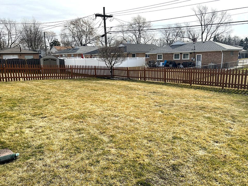 2nd image of 4041 W 107th St