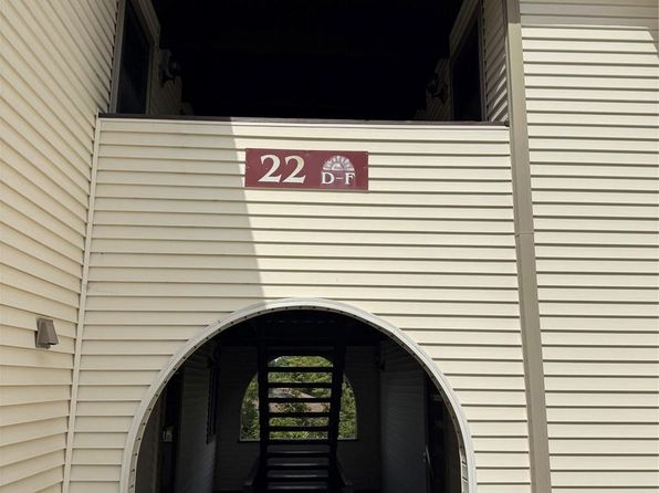 22 Village Park Dr UNIT 3D