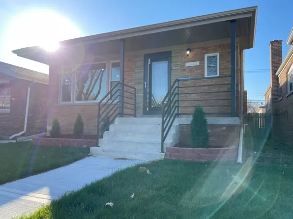 8740 S Cornell Ave, Chicago, IL 60617