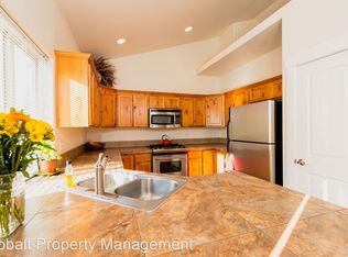 61835 27th St, Bend, OR 97702