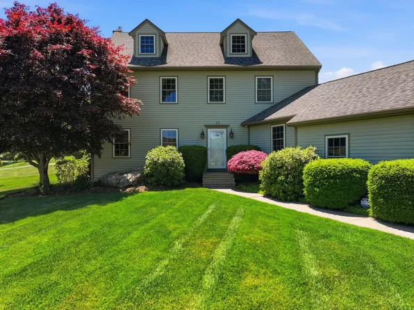 17 Stoneybrook Rd, North Grafton, MA 01536