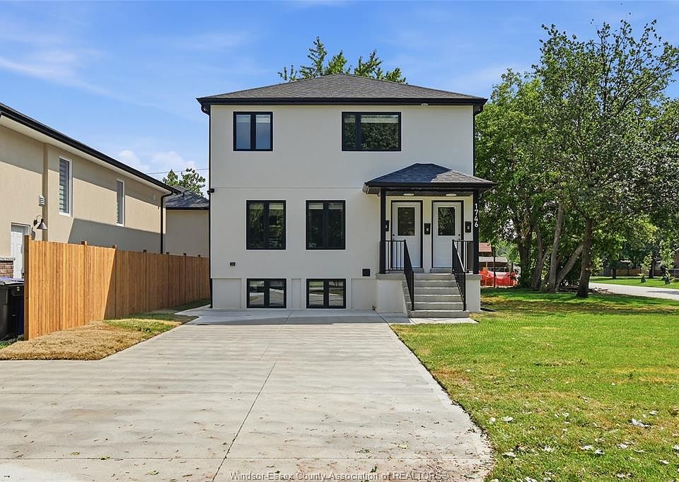 1st image of 1746 Buckingham Dr #2
