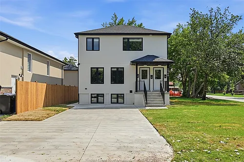 1746 Buckingham Dr #2 Photo 1