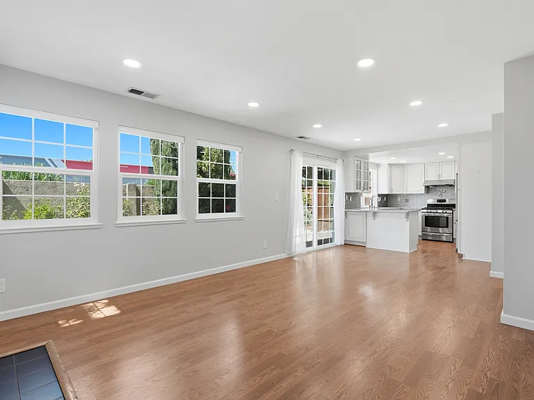 1517 David Ln — Photo 15