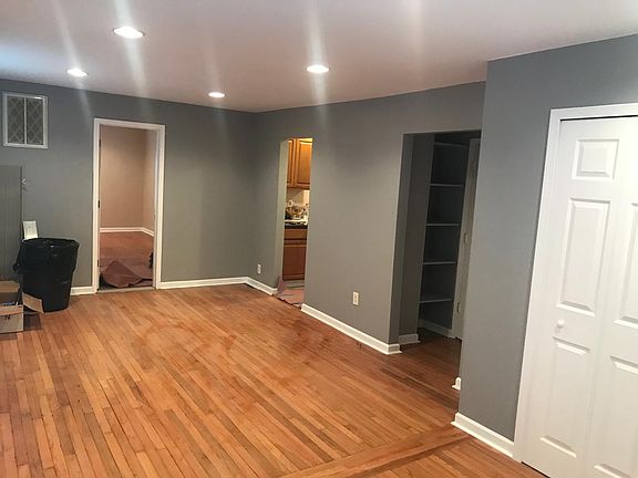 4th image of 21435 Jacksonville St APT A