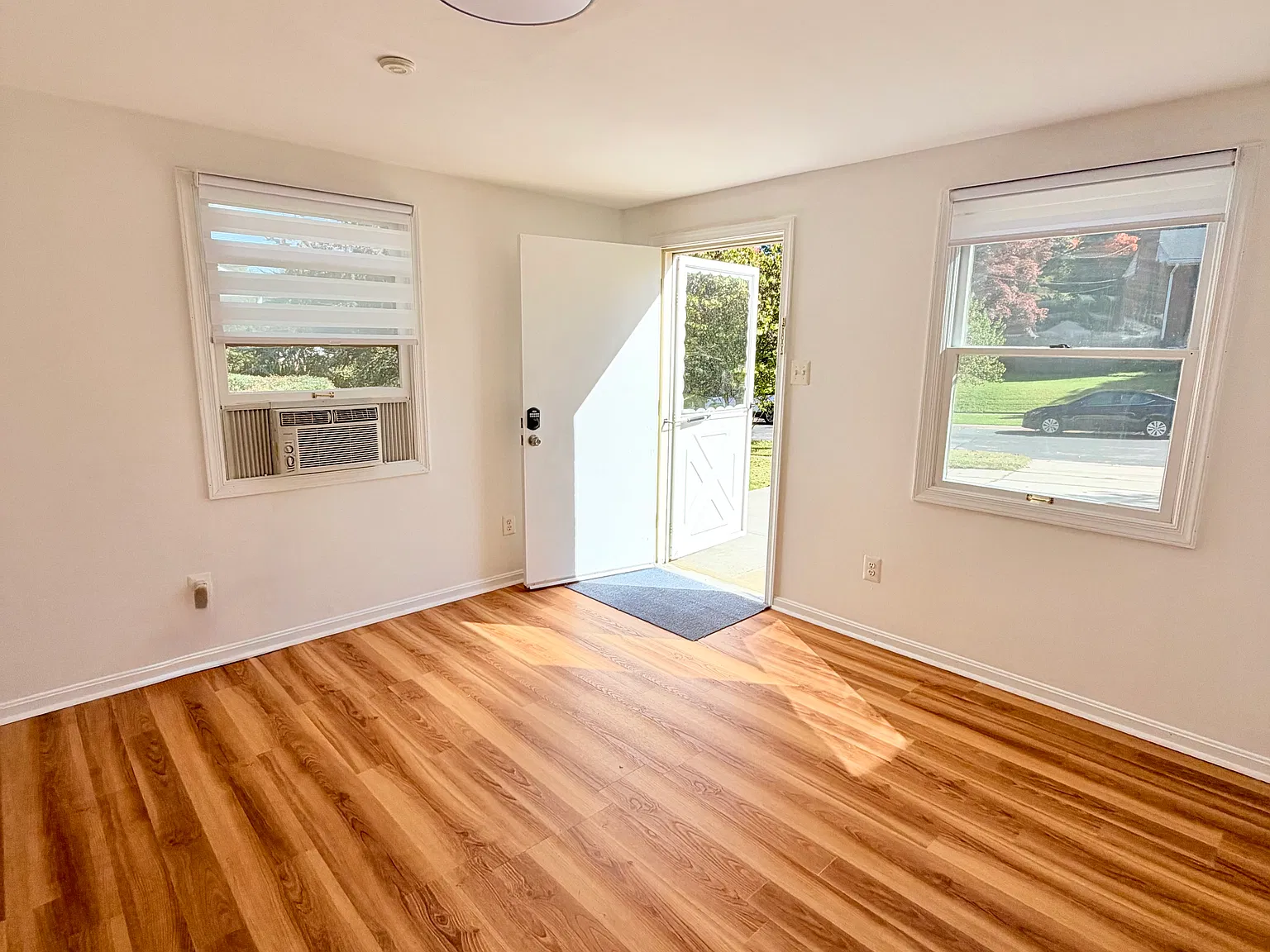 1 bed, 460 sqft, $2,000 — Photo 4