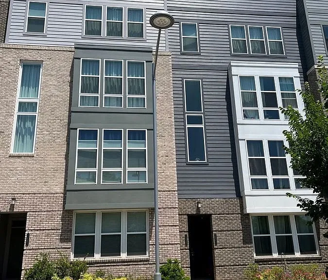 13360 Arrowbrook Centre Dr — Photo 1