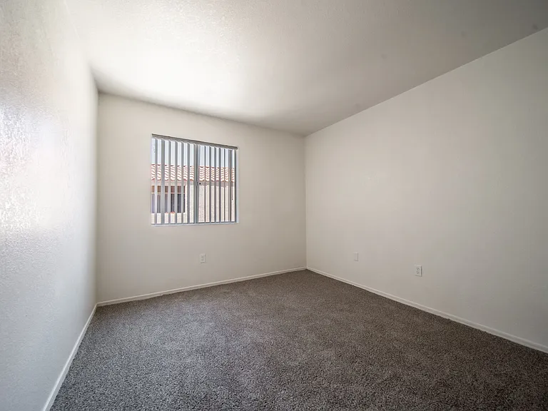 Kachina Springs Apartments — Photo 19
