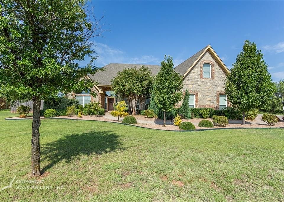 1st image of 242 Southwind Cir