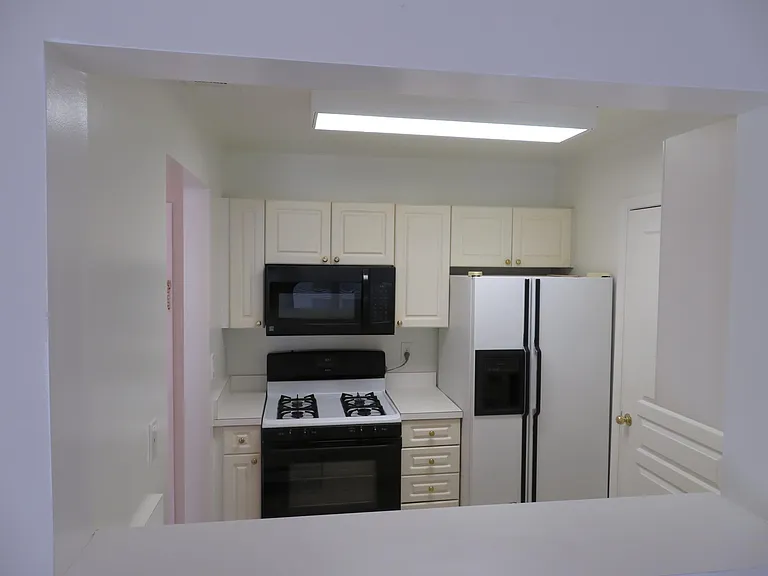 5565 Seminary Rd #208 — Photo 68