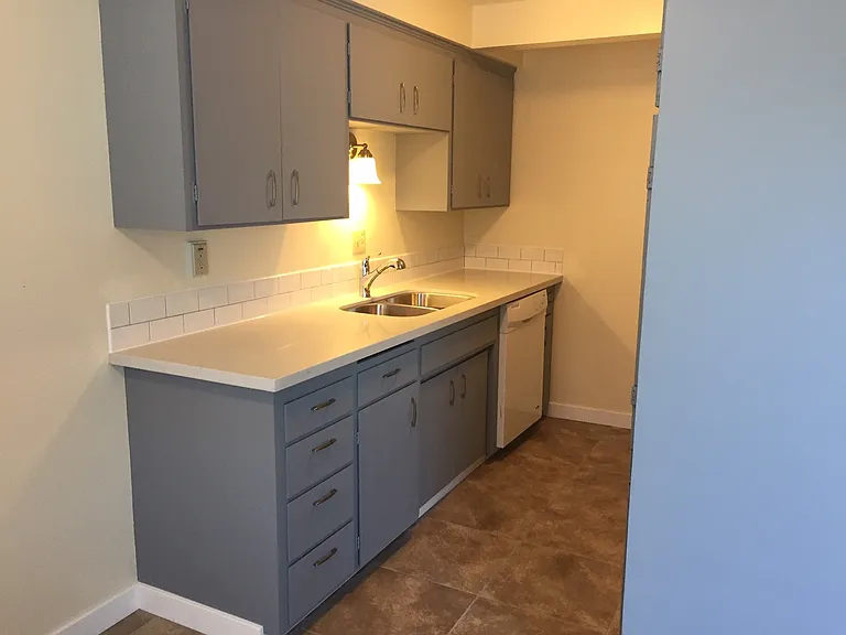 702 S Yakima Ave #3 — Photo 14