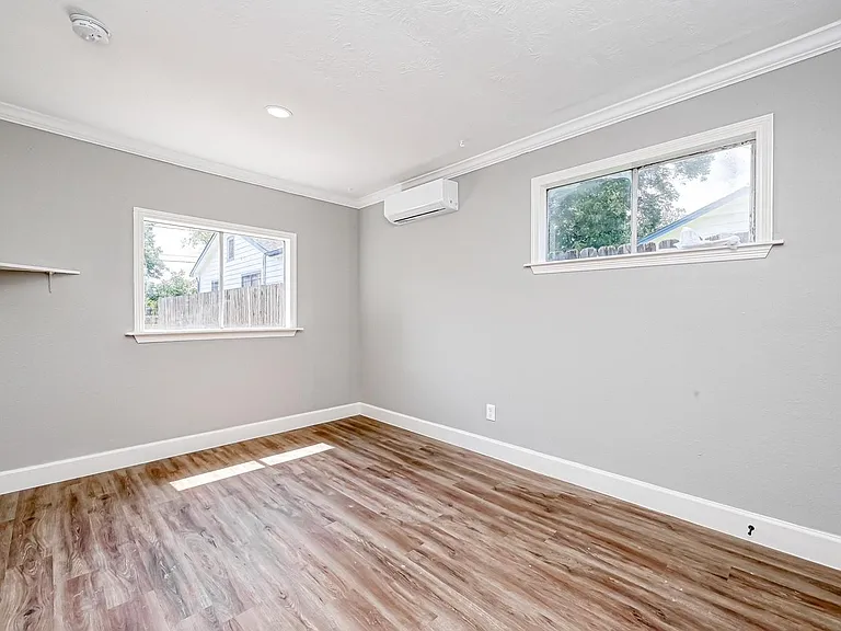6715 Victoria St #A — Photo 27