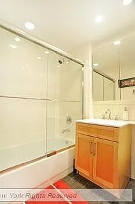 Sold by Bond New York | media 5