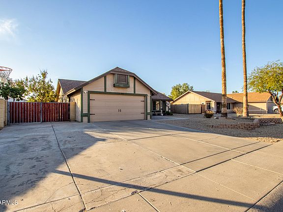 4th image of 13100 N 80TH Avenue